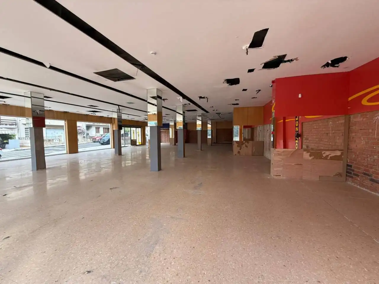 Local comercial en venta en Calle Cadaqués, imagen 6