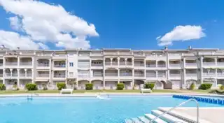 Exterior view of Flat for sale in Empuriabrava  with Air Conditioner, Terrace and Furnished