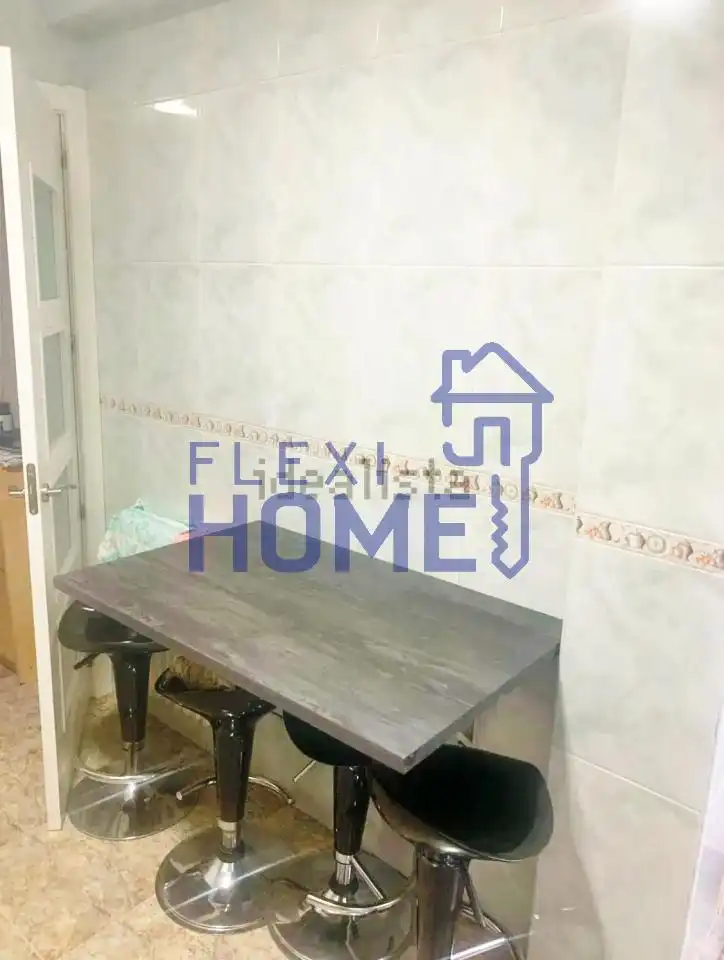 Piso en venta en CALLE TURINA, Chorrillo