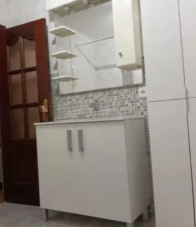 Bany de Casa o xalet en venda en Arenas de Iguña amb Calefacció, Traster i Moblat