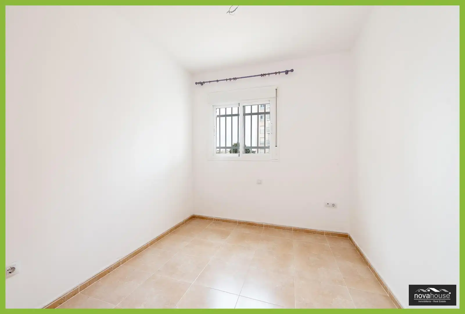 Habitación de Piso en venta en Rincón de la Victoria con Aire acondicionado, Calefacción y Jardín privado