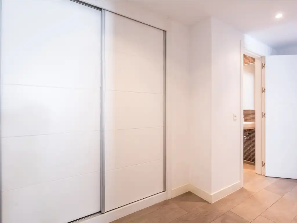 Flat for rent in Madrid  with Air Conditioner, Private garden and Terrace