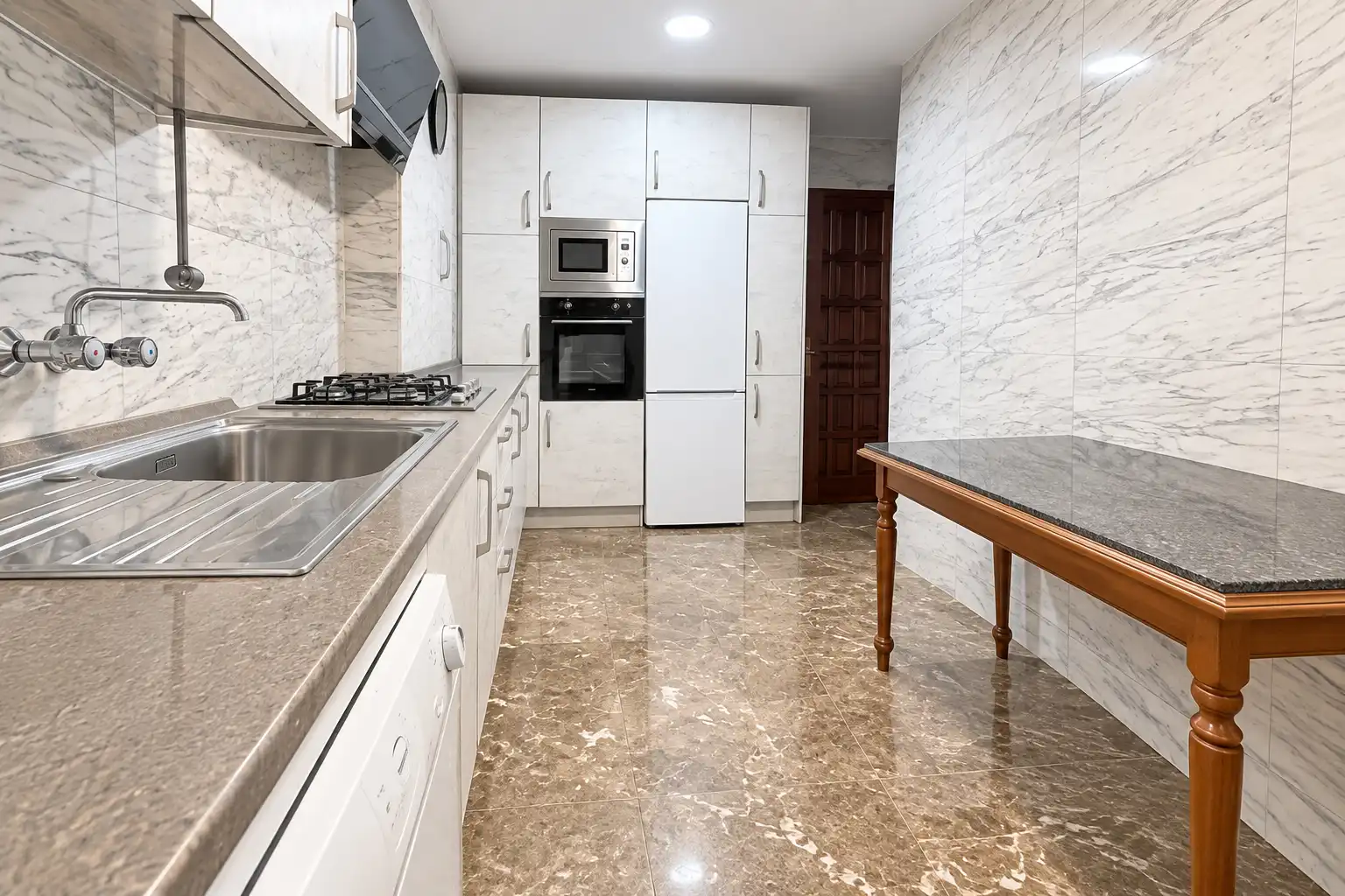 Appartamento con terrazza in vendita a Plaza de Capuchinas 1, imagen 4