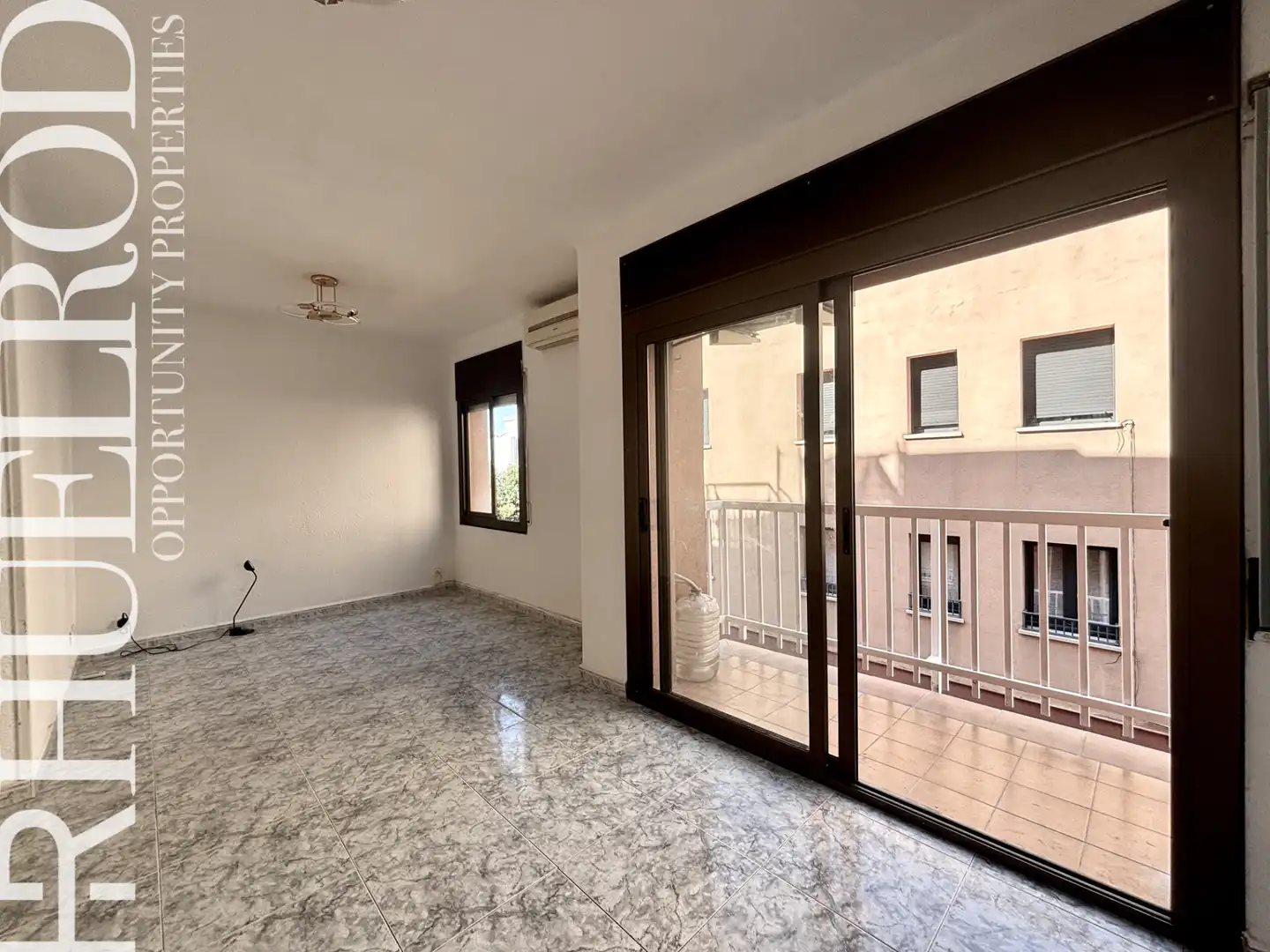 Balcony of Flat for sale in Mataró  with Air Conditioner, Heating and Terrace