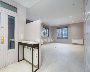 Sala d'estar de Planta baixa en venda en  Madrid Capital