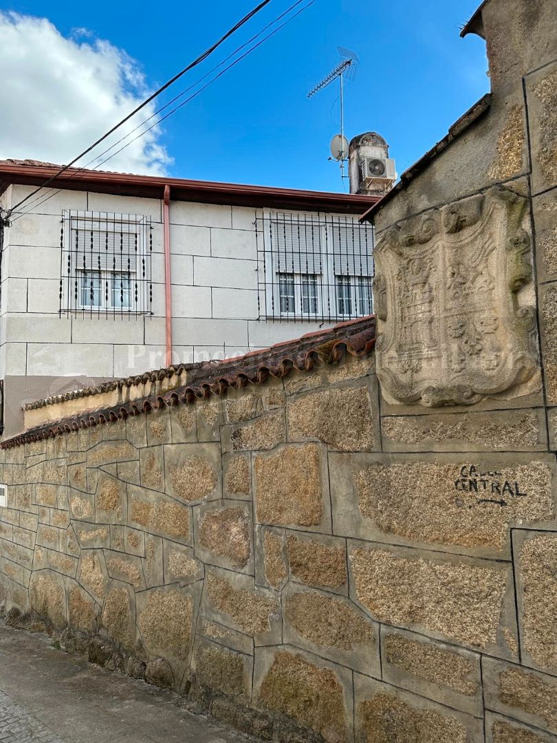 Vista exterior de Casa o chalet en venta en Monterrei con Aire acondicionado, Calefacción y Trastero