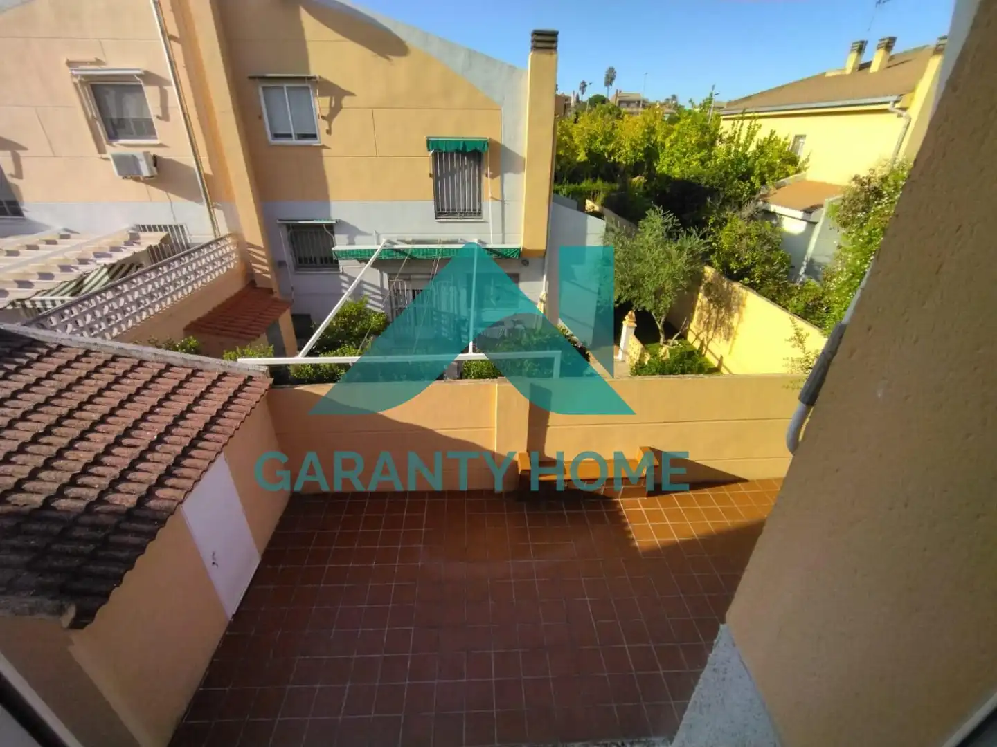 Vista exterior de Casa o xalet en venda en Cáceres amb Aire condicionat, Traster i Balcó