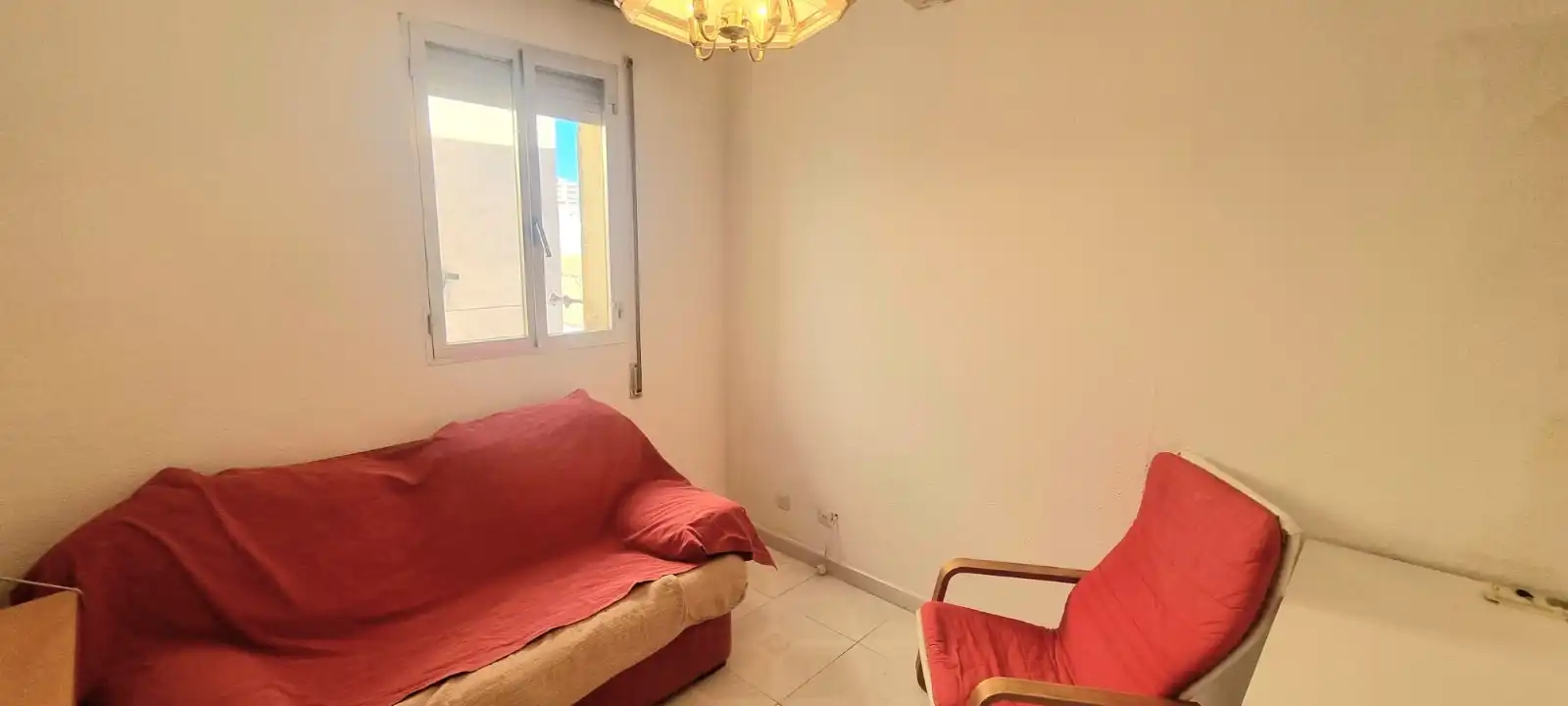 Habitación de Piso de alquiler en Madrid con Calefacción y Amueblado