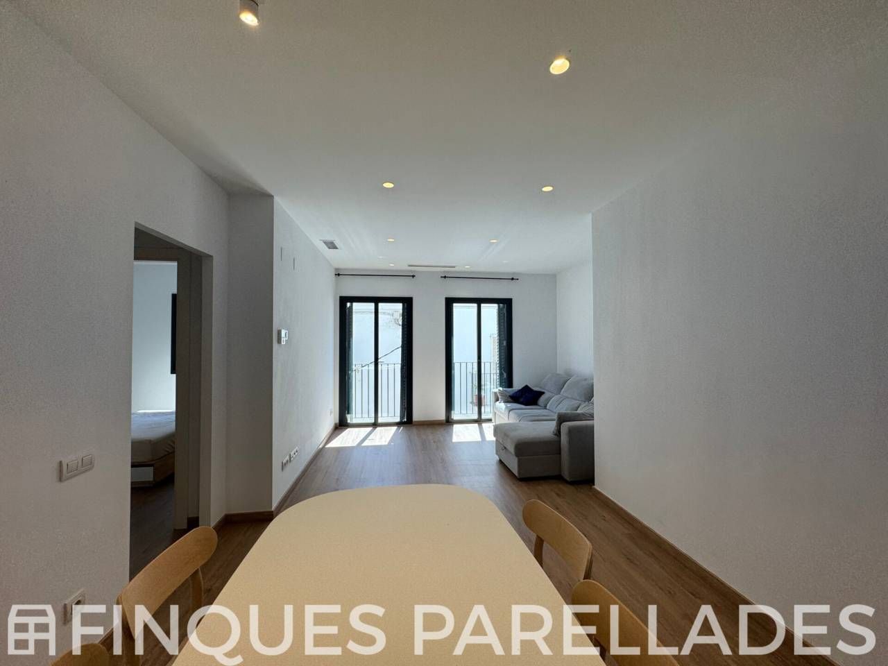Living room of Flat for sale in Sitges  with Air Conditioner, Heating and Terrace