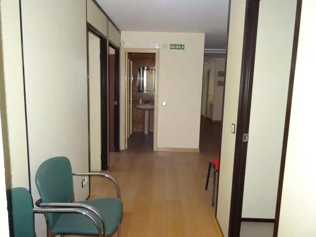 Büro zur Miete in Calle General Vara de Rey, imagen 8