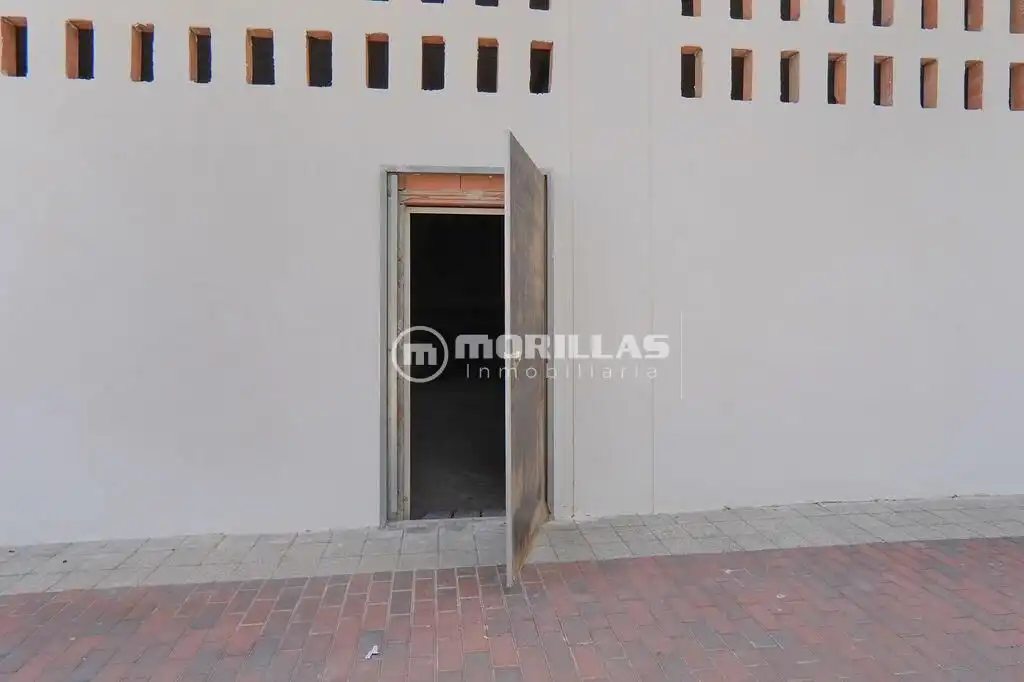 Local en venta en Calasparra