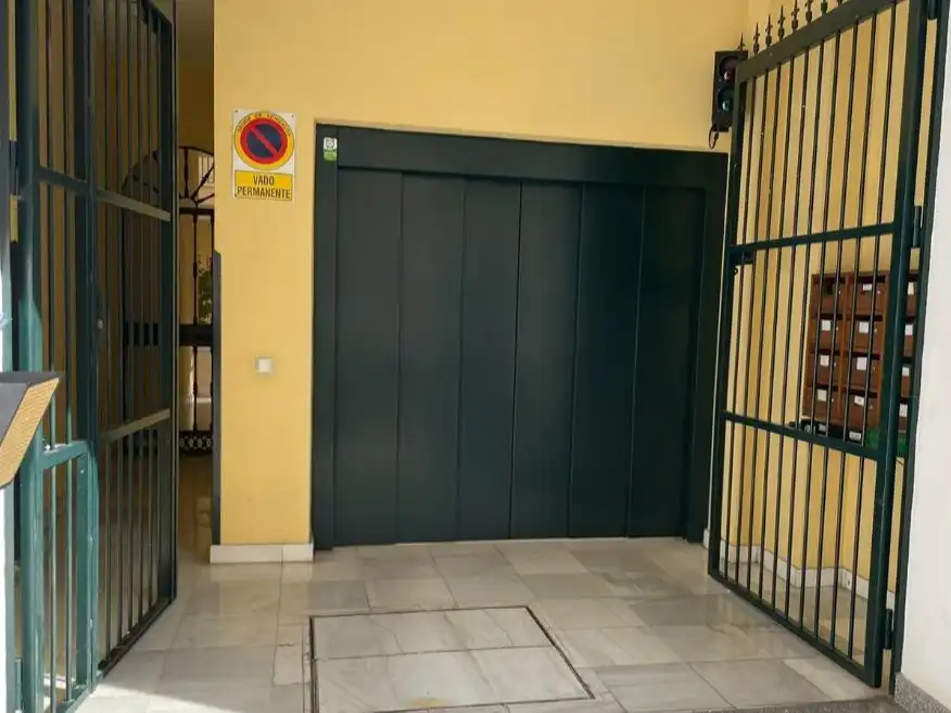 Garaje de alquiler en Sevilla