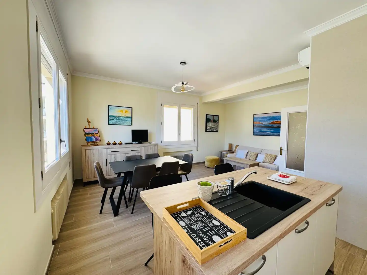 Dining room of Flat for sale in Figueres  with Air Conditioner, Heating and Terrace
