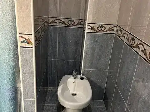 Baño de Piso en venta en  Valencia Capital con Aire acondicionado y Balcón