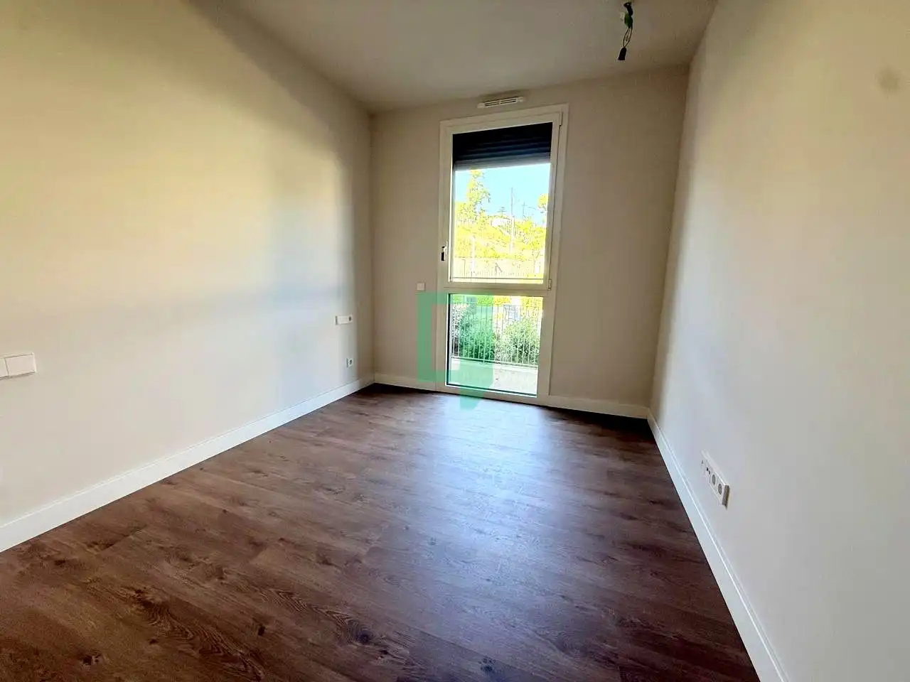 Schlafzimmer von Wohnung zur Miete in Tiana mit Klimaanlage und Terrasse