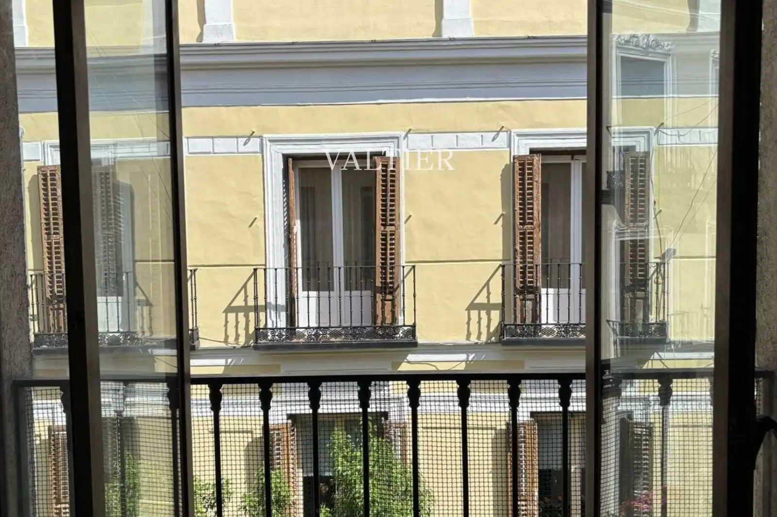 Vista exterior de Apartamento de alquiler en  Madrid Capital con Calefacción y Terraza