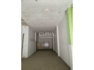 Local comercial en venda a Calle Princep de Viana 88