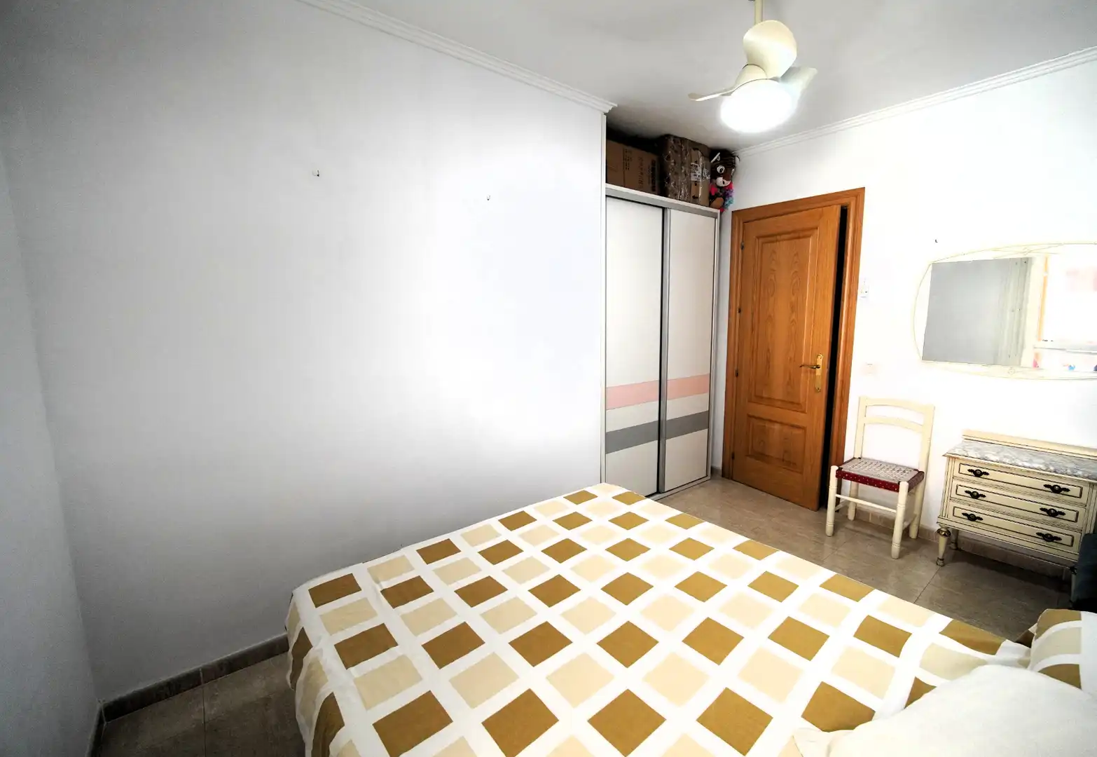 Schlafzimmer von Wohnung zum Verkauf in Roquetas de Mar mit Klimaanlage, Terrasse und Möbliert