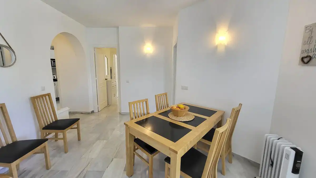 Comedor de Apartamento en venta en Calahonda 