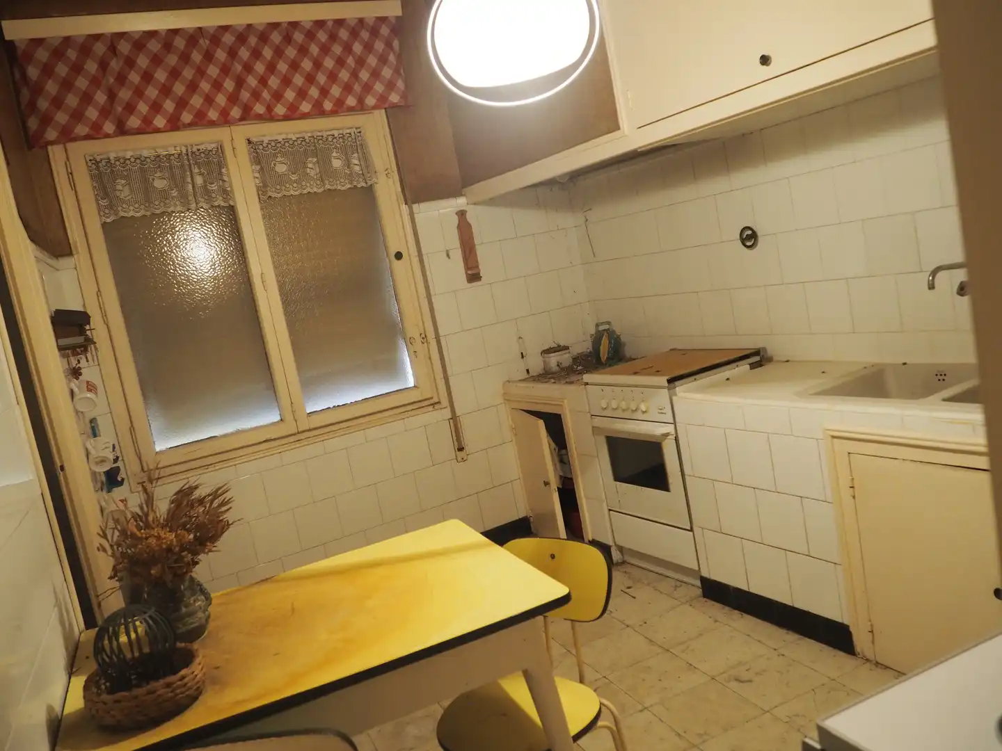 Küche von Wohnung zum Verkauf in Flix mit Terrasse, Abstellraum und Möbliert