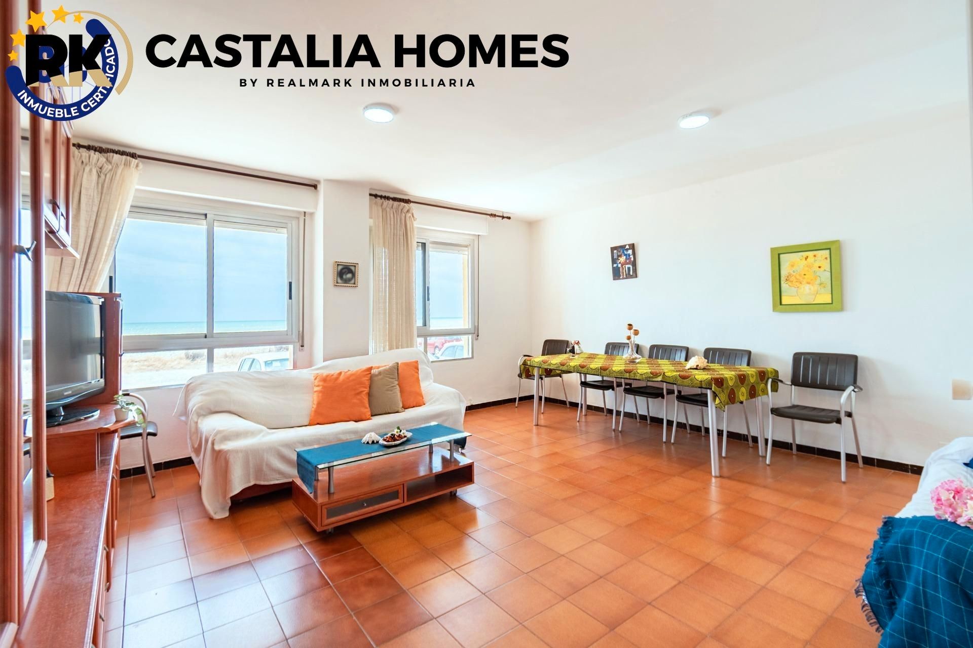 Vista exterior de Pis en venda en Burriana / Borriana amb Traster, Forn i Rentadora