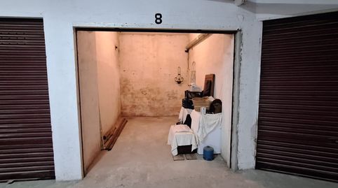 Garaje cerrado con buena altura para hacer altillo