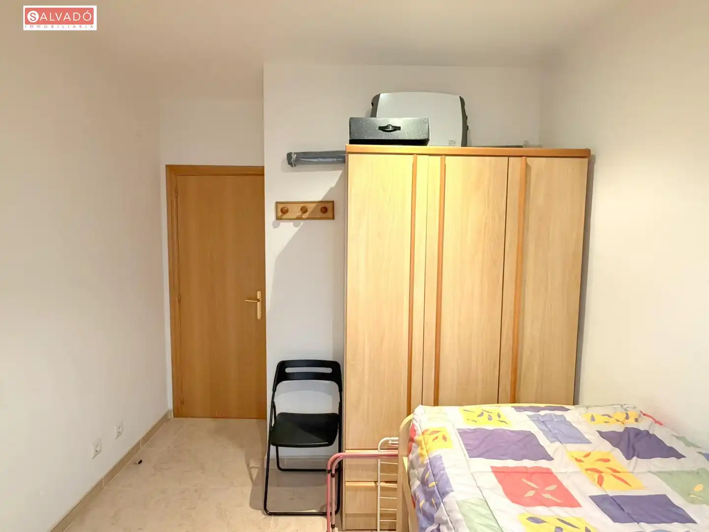 Schlafzimmer von Wohnung zum Verkauf in Calafell mit Klimaanlage, Privatgarten und Terrasse