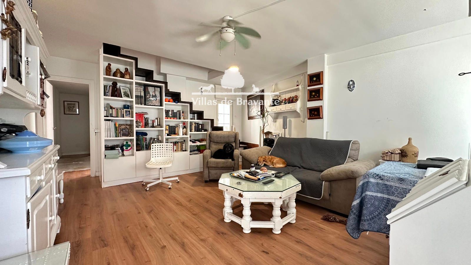 Sala d'estar de Dúplex en venda en Los Molinos amb Calefacció, Parquet i Terrassa