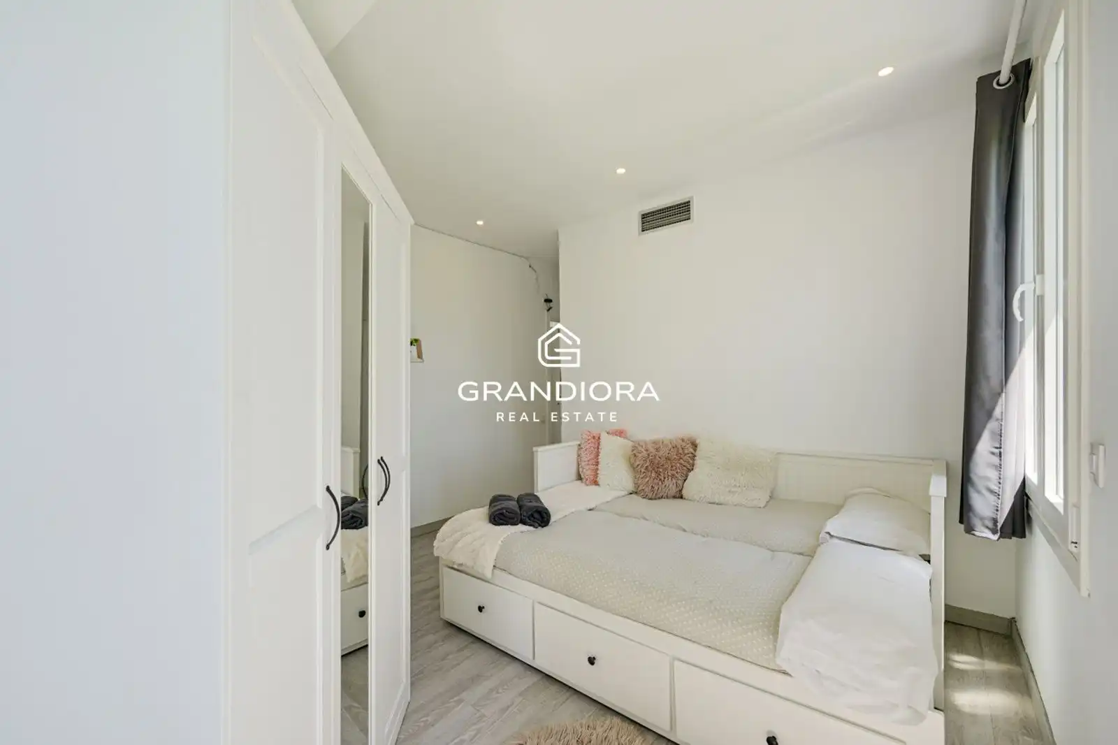 Dormitori de Casa o xalet en venda en Santa Susanna amb Aire condicionat, Terrassa i Traster