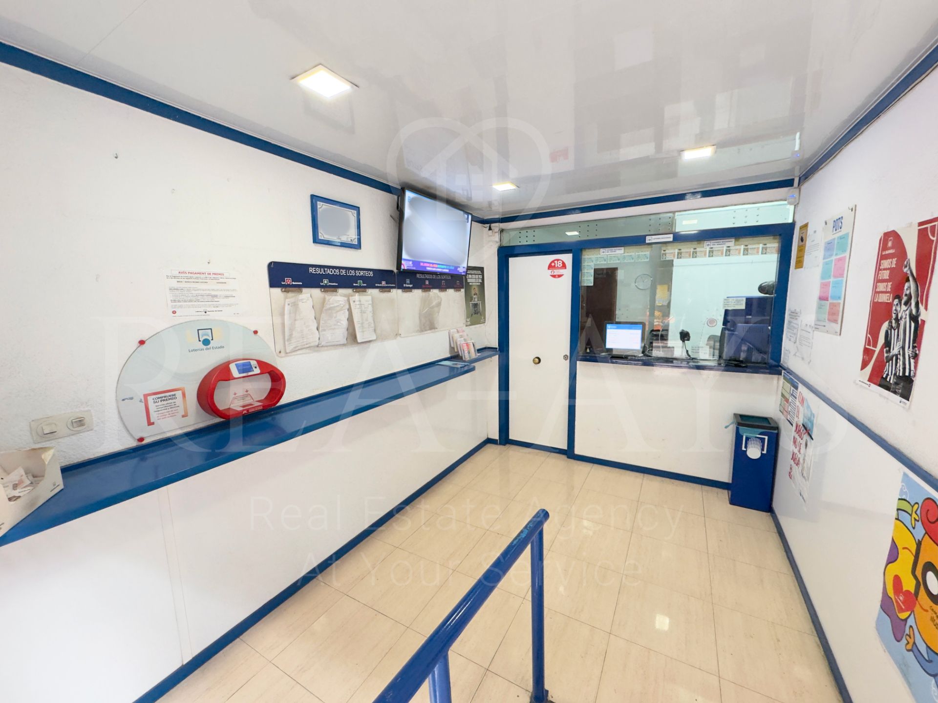 Geschaftsraum zum Verkauf in Cornellà de Llobregat mit Klimaanlage, Möbliert und Internet