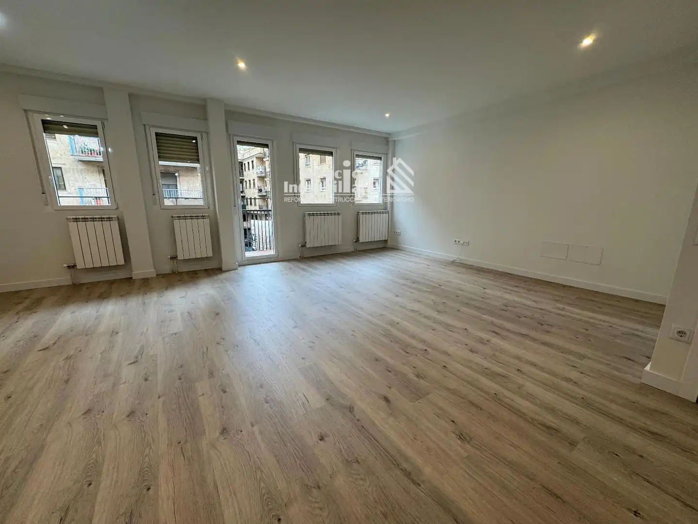 Vista exterior de Piso en venta en Salamanca con Calefacción y Amueblado