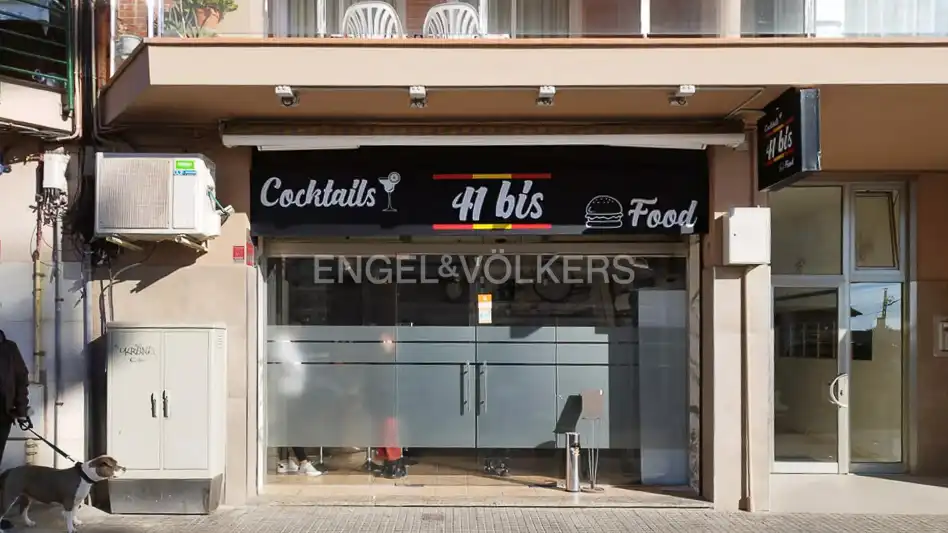 Local en venta en Pineda de Mar con Terraza