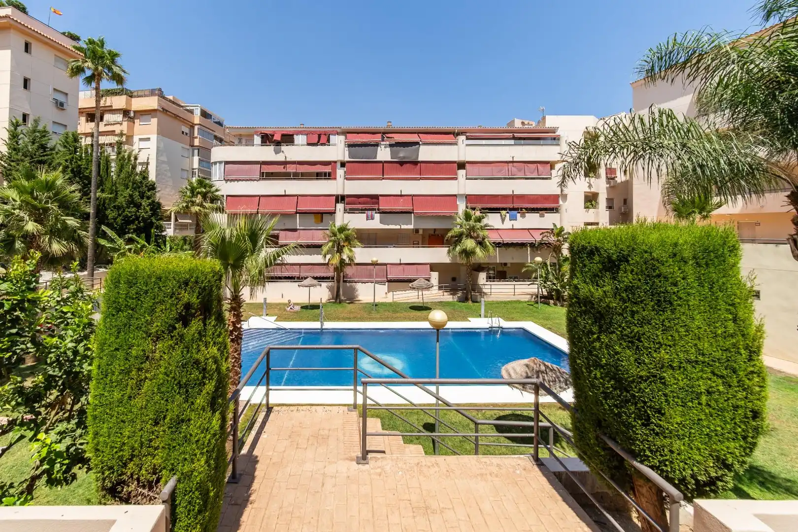 Piscina de Pis en venda en Mijas amb Aire condicionat, Terrassa i Piscina comunitària
