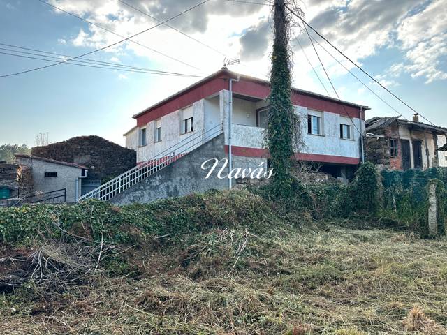 Casa-chalet en Venta en Lugar Noallo Arriba, 11 en Castrelo de Miño