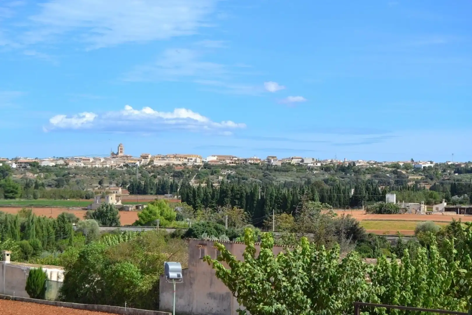 Vista exterior de Finca rústica de lloguer en Muro amb Aire condicionat, Calefacció i Jardí privat