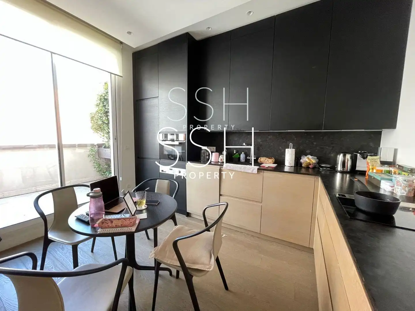 Küche von Wohnung zur Miete in Madrid mit Klimaanlage, Terrasse und Möbliert