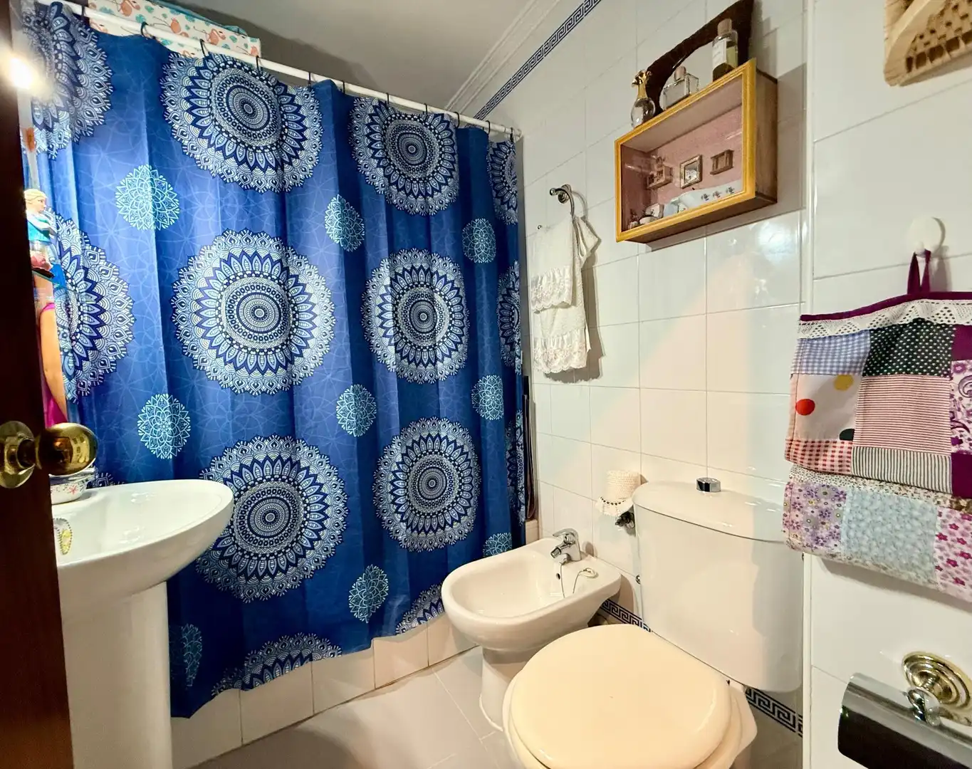 Badezimmer von Wohnung zum Verkauf in Sevilla mit Klimaanlage, Terrasse und Balkon