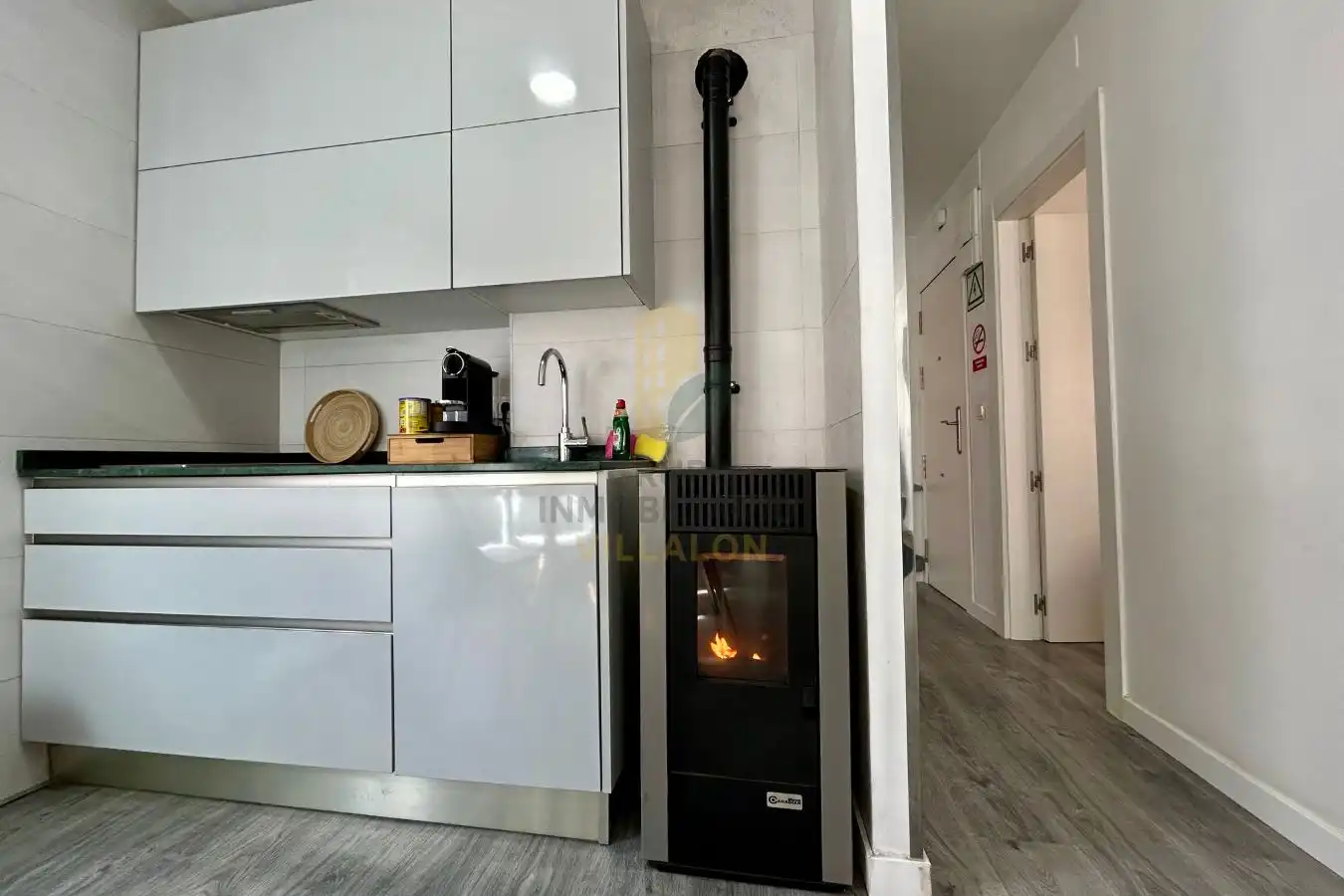 Kitchen of Flat for sale in Trobajo del Camino