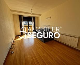 Flat to rent in Móstoles  with Air Conditioner, Heating and Storage room