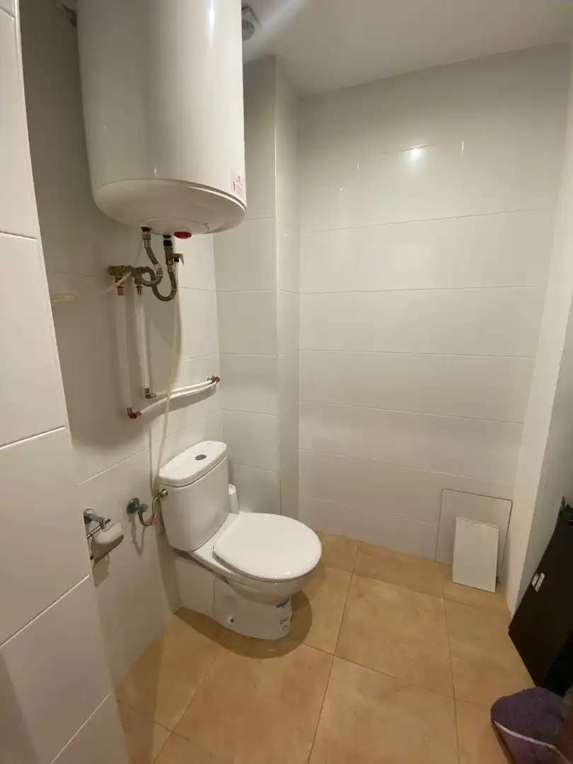 Bany de Local en venda en L'Hospitalet de Llobregat