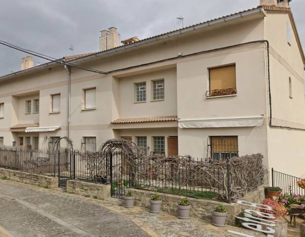 Casa-chalet en Venta en Isuerre - CALLE B, 5 en Isuerre