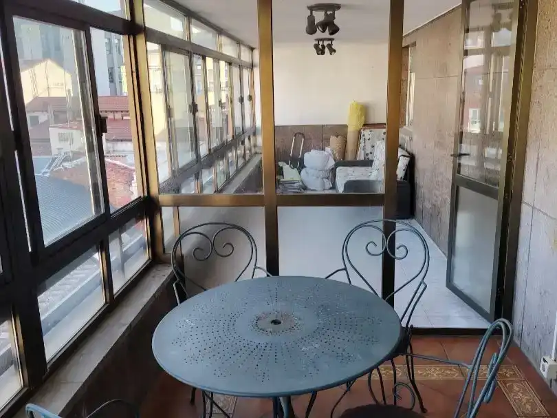 Terrassa de Àtic en venda en León Capital  amb Balcó