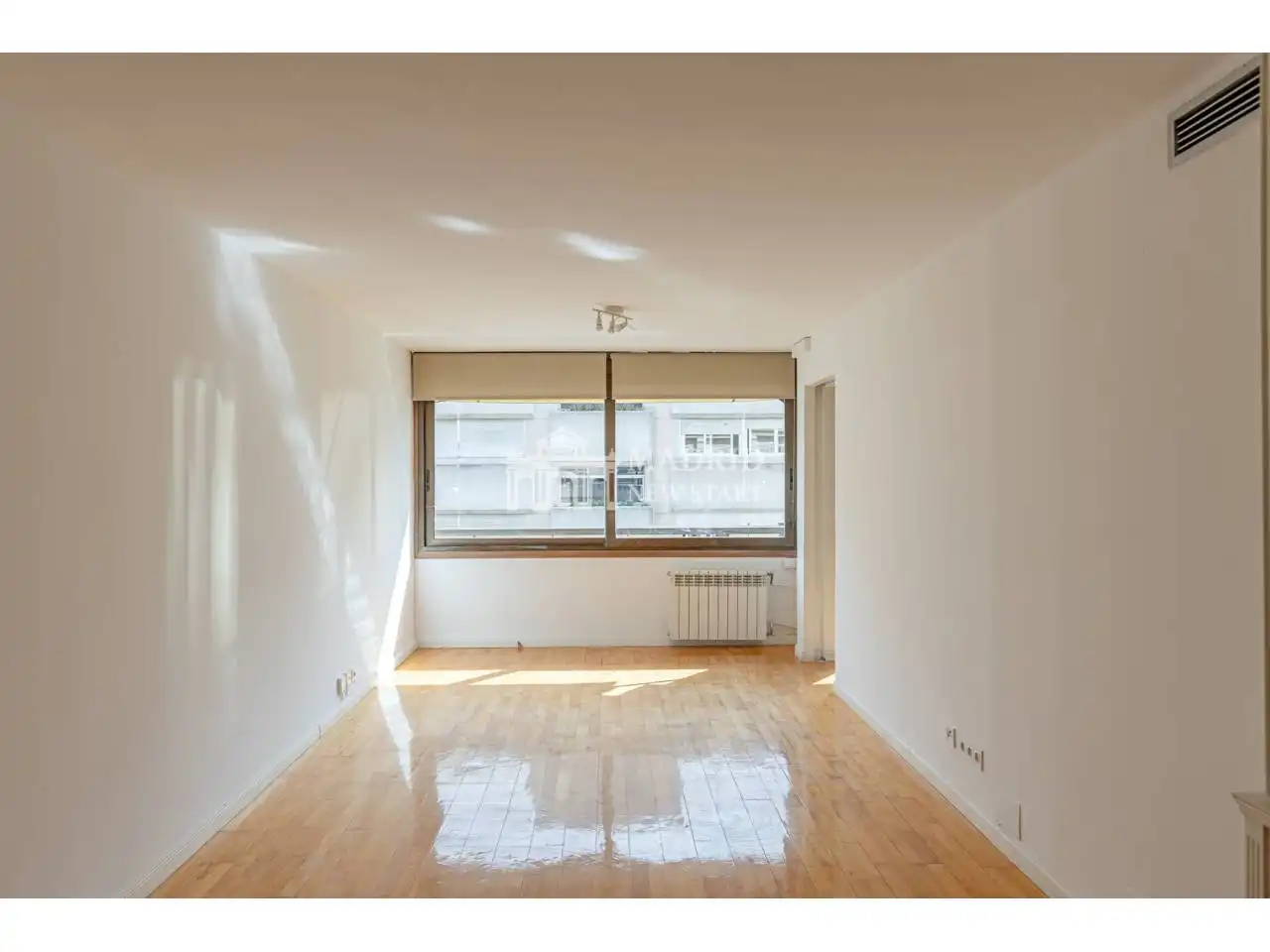 Flat with terrace to rent in Calle Fortuny, imagen 4