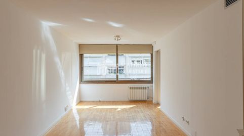 Photo 3 of Flat for rent in Calle Fortuny, Almagro, Madrid Capital