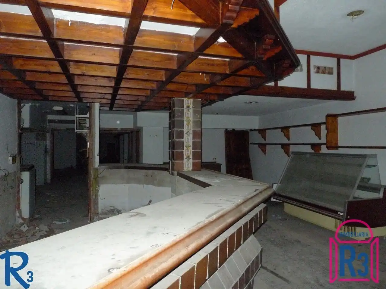 Local comercial en venda a Valverde de la Virgen, imagen 2