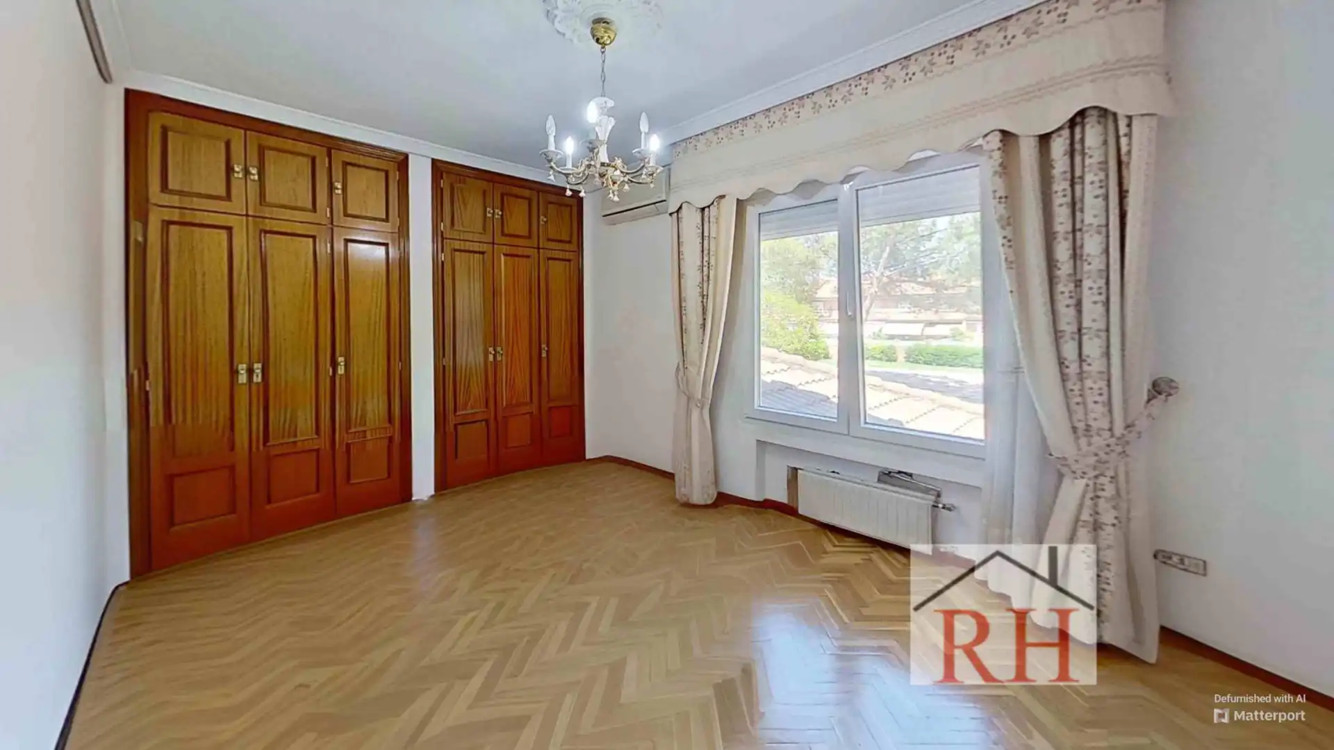 Sala de estar de Casa adosada en venta en Alcalá de Henares con Aire acondicionado, Calefacción y Jardín privado