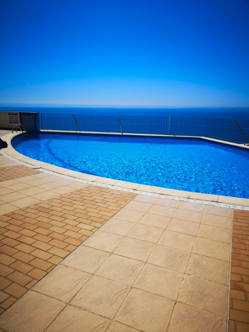 Swimming pool of Duplex for sale in Benidorm  with Air Conditioner, Heating and Terrace
