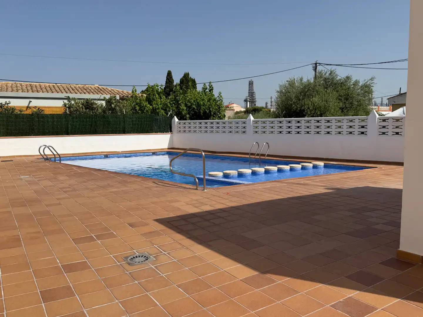 Swimming pool of Detached homes for sale in Almazora / Almassora  with Air Conditioner, Parquet flooring and Terrace