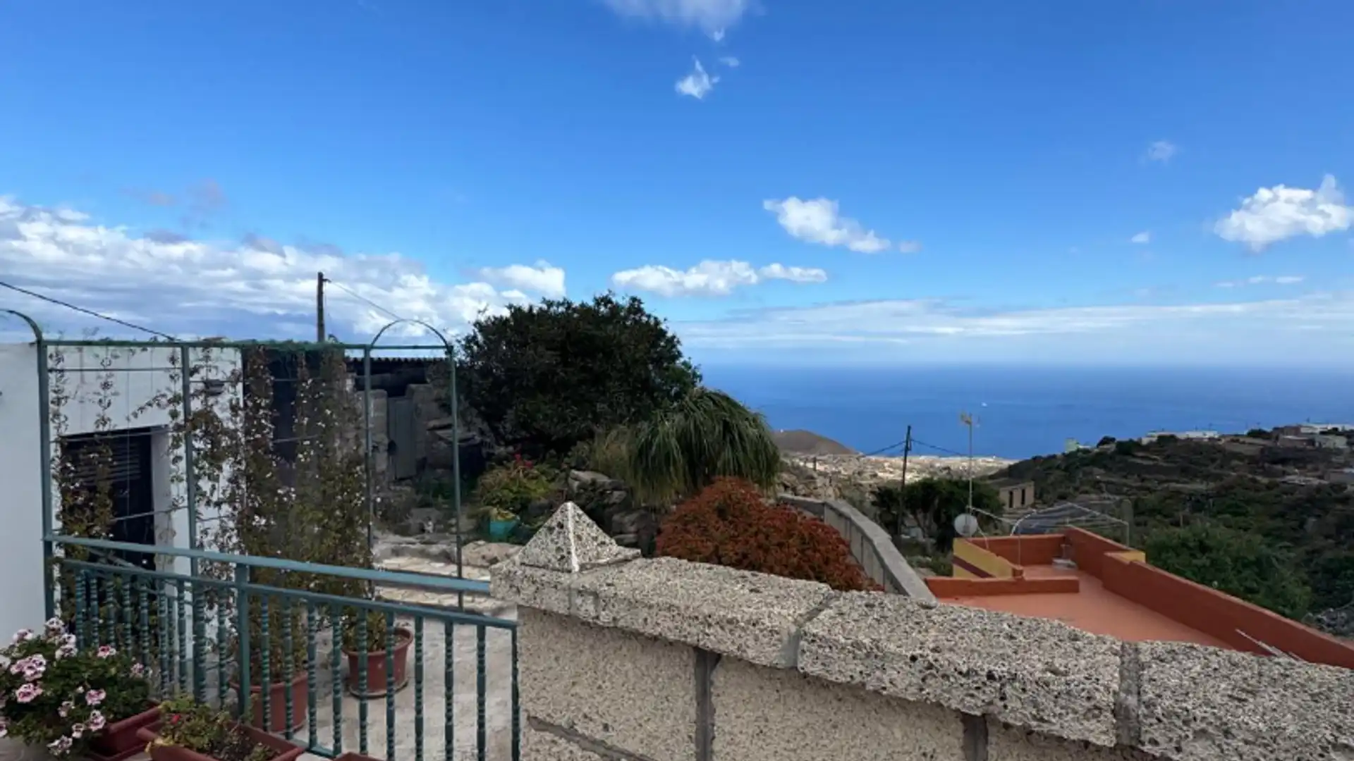 Vista exterior de Finca rústica en venta en Fasnia con Jardín privado, Terraza y Amueblado