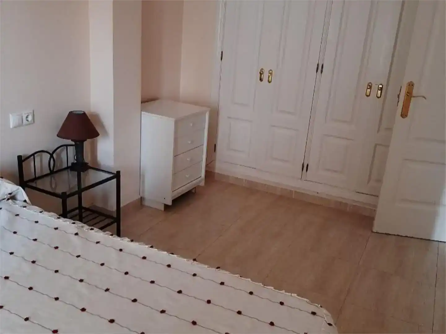 Bedroom of Flat for rent in Osuna  with Air Conditioner, Storage room and Furnished